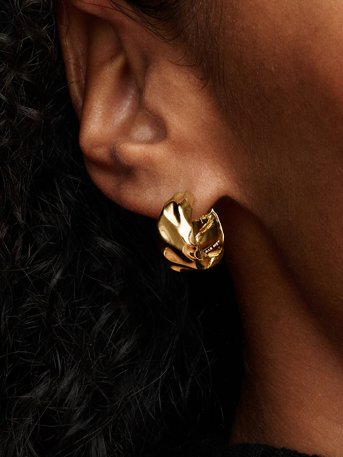 Rippled Hoop Earrings - 14k gold plating