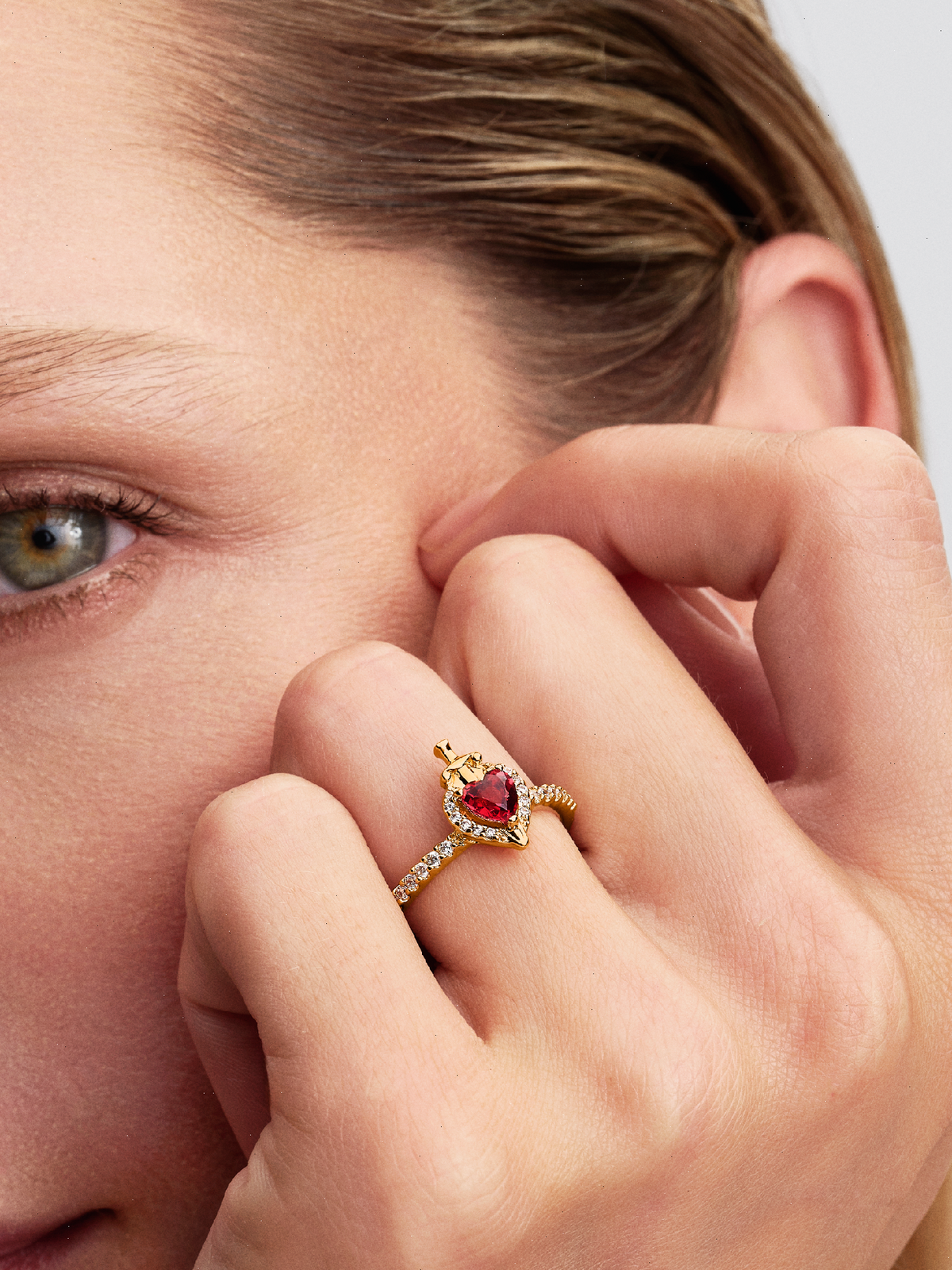 Disney Villains Evil Queen Ring - 14k gold plating