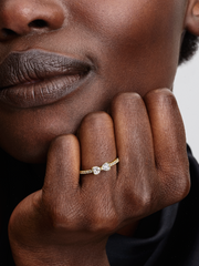 Sparkling Clear Bow Ring - 14k gold plating