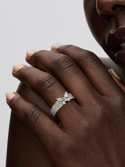 Sparkling Butterfly Bold Ring - Sterling silver