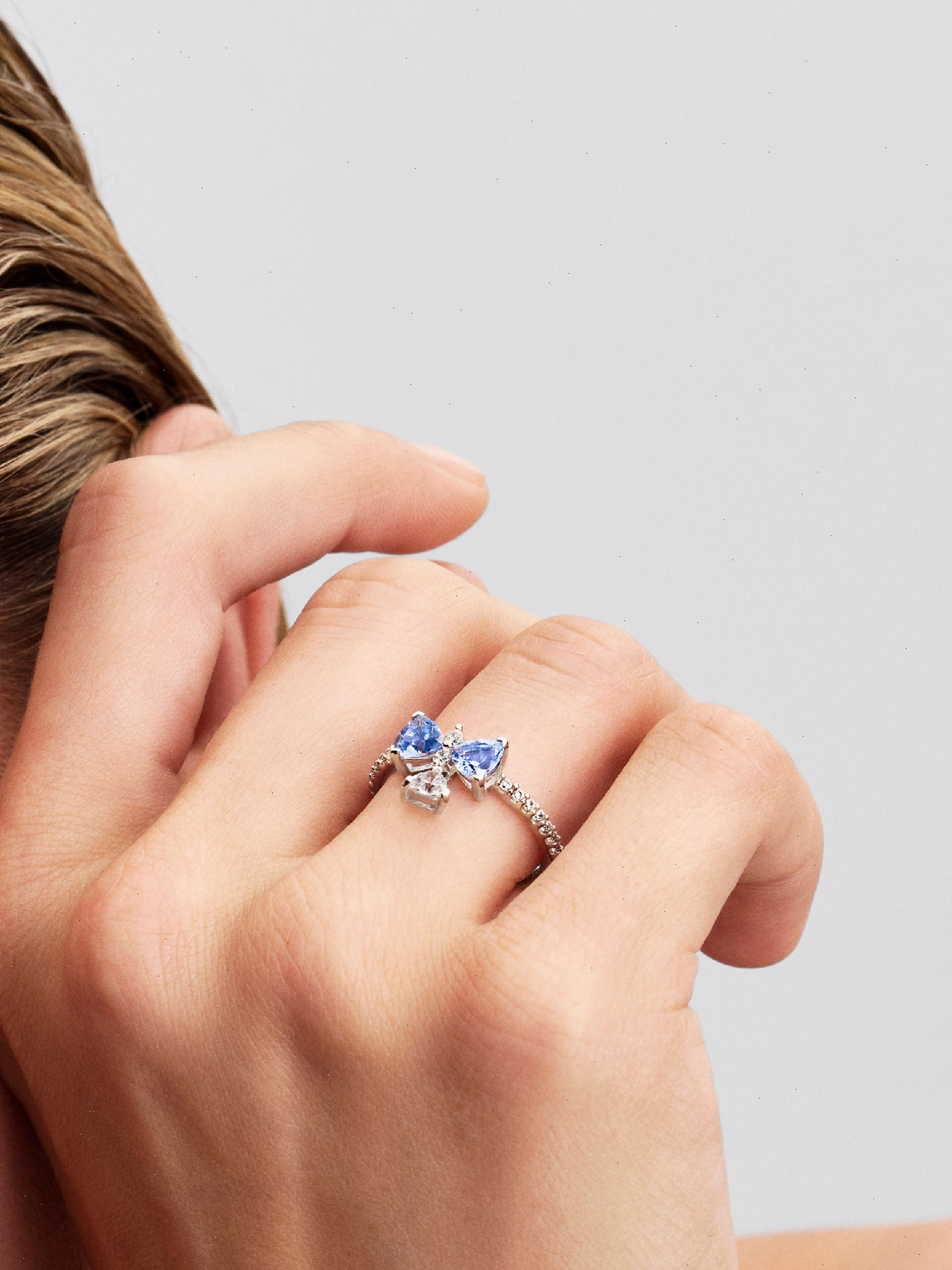 Bridgerton Blue Bow Ring - Sterling silver