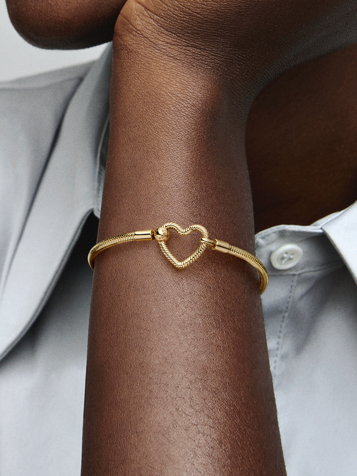 FINAL SALE - Pandora Moments Heart Closure Snake Chain Bracelet - 14k gold