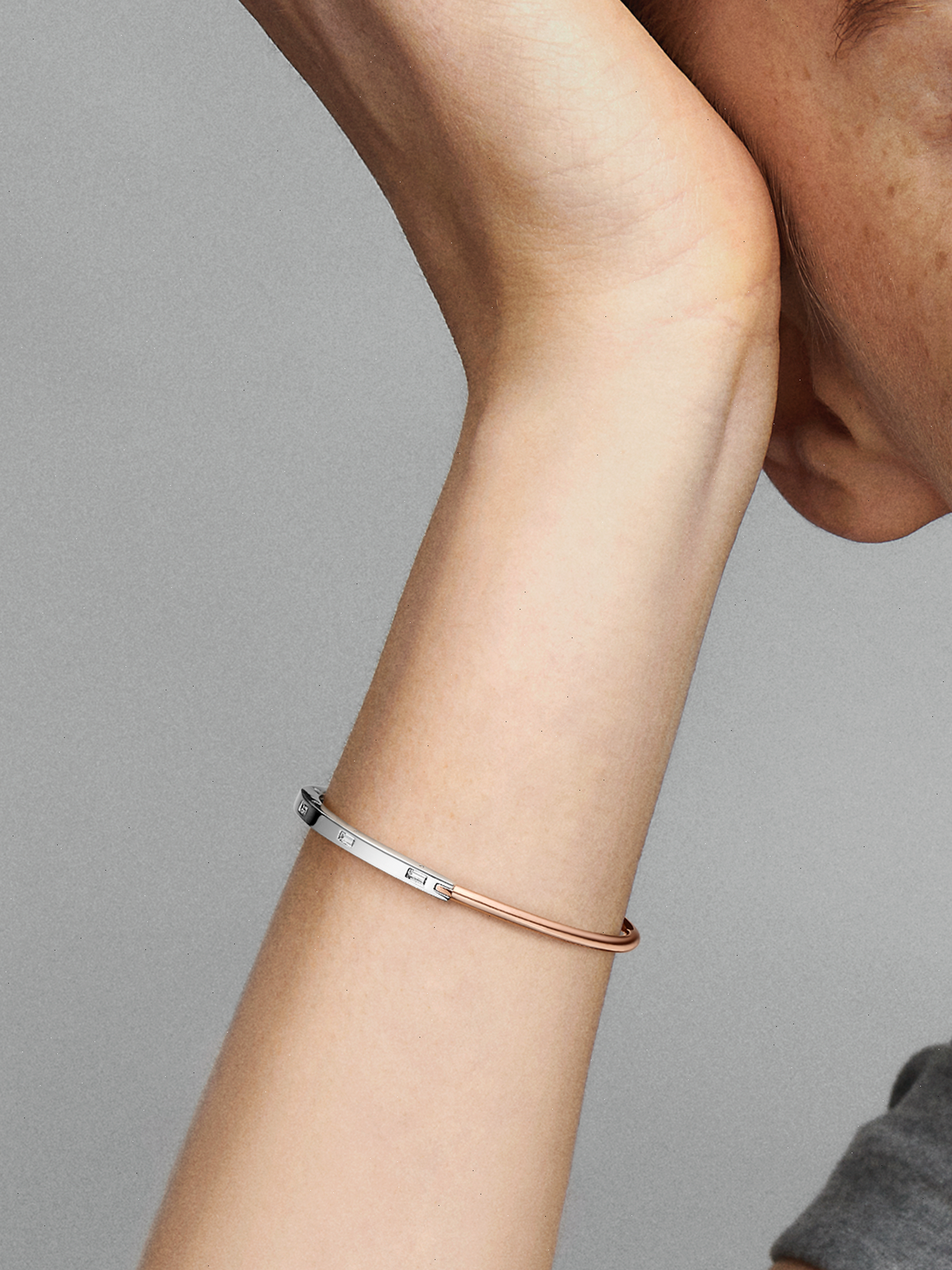 FINAL SALE - Pandora Signature Two-tone I-D Pavé Bangle - Sterling silver, 14k rose gold plating