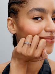 Sparkling Arrow Ring - Sterling silver