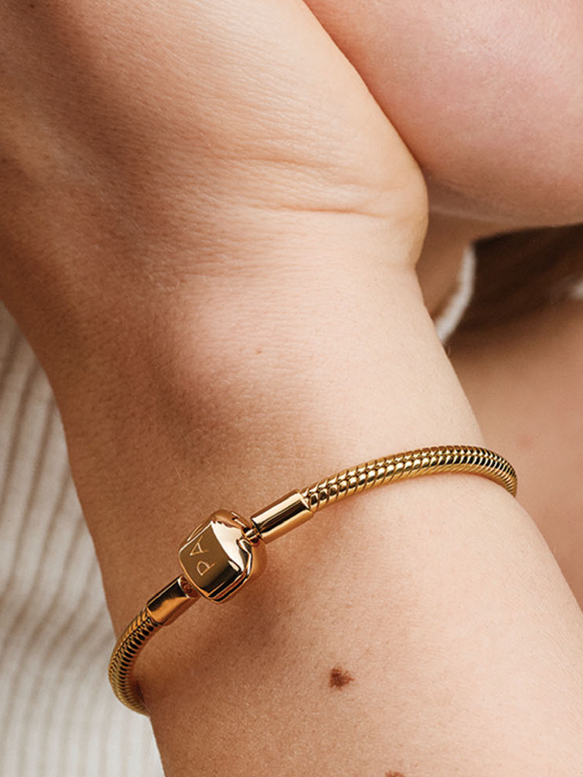 Barrel Clasp Snake Chain Bracelet - 14k gold plating