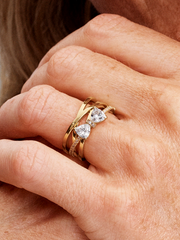 Sparkling Bow & Crossover Band Ring - 14k gold plating