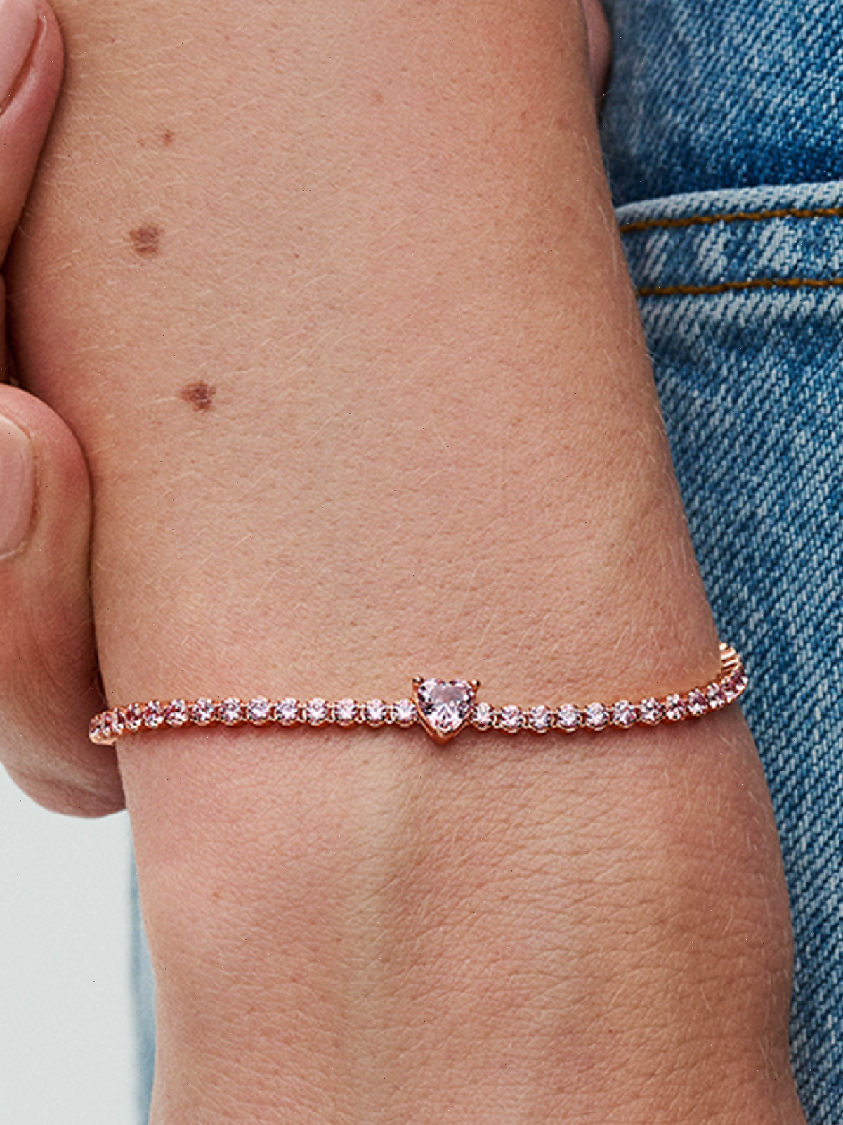 Sparkling Heart Tennis Bracelet - 14k rose gold plating