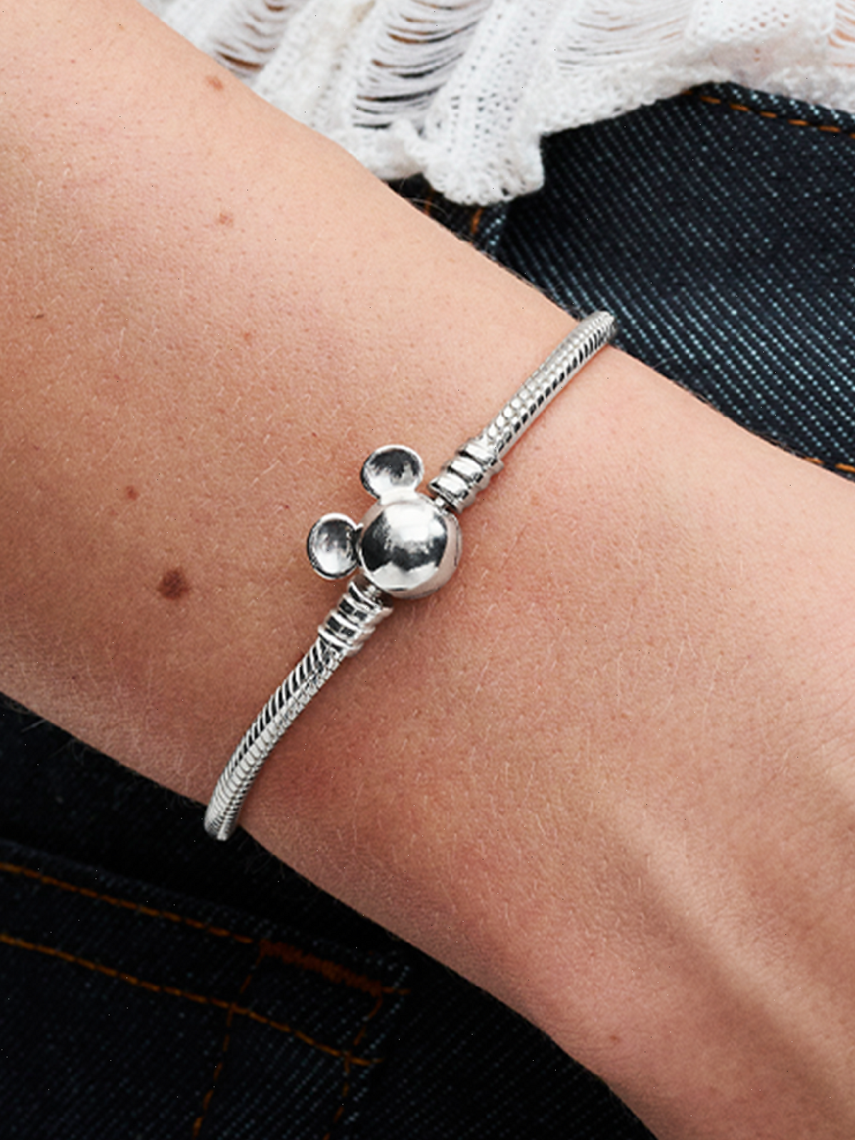 Disney Mickey Mouse Clasp Moments Snake Chain Bracelet - Sterling silver
