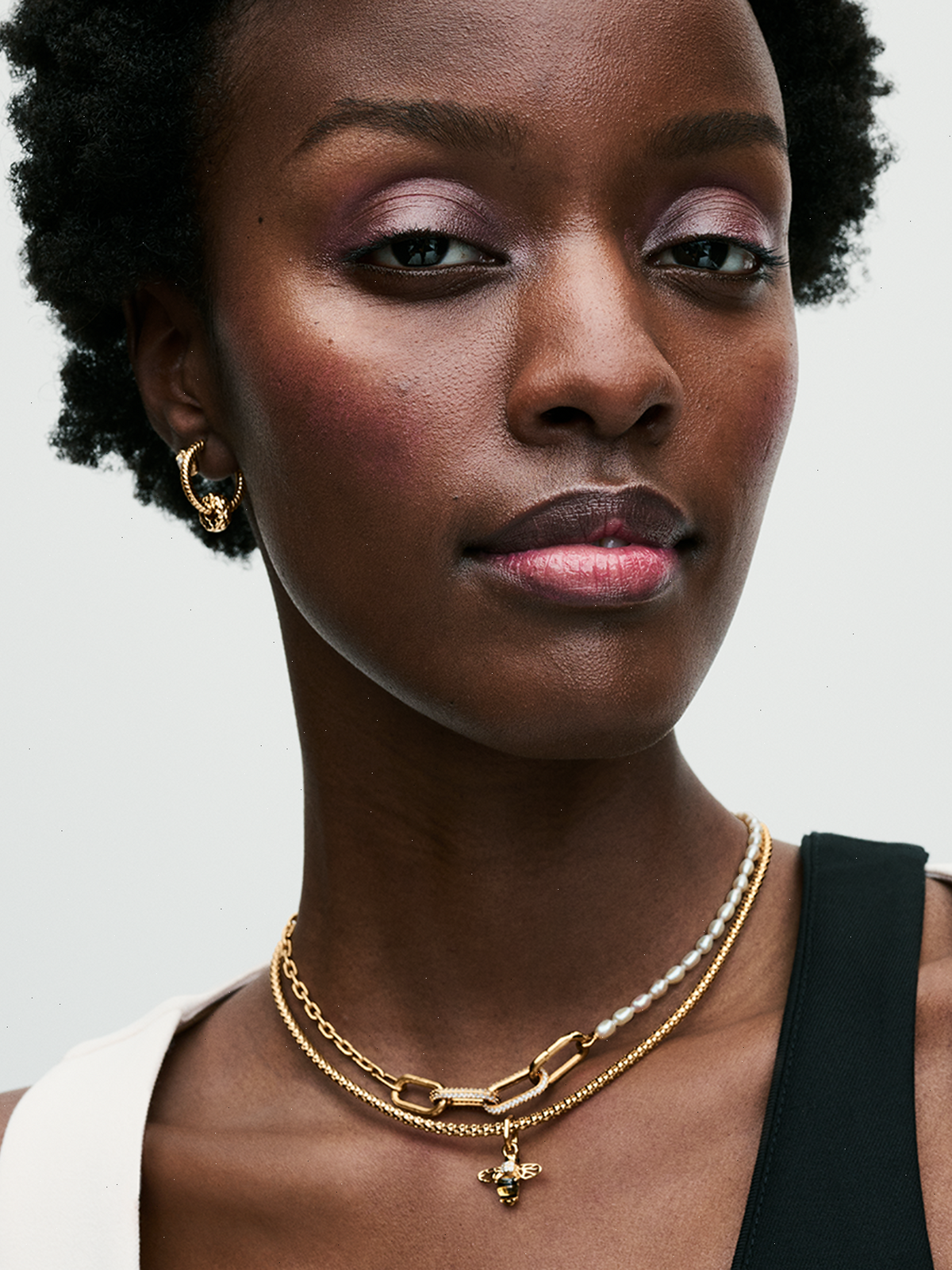 Sparkling Bee Dangle Charm - 14k gold plating